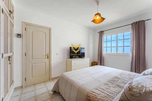 1 bedroom Flat for sale in Torviscas Centro y Alto, Adeje - € 298,000 (Ref: 9311889)