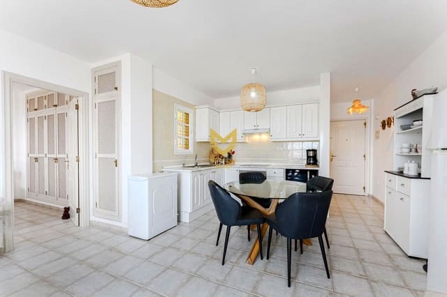 1 bedroom Flat for sale in Torviscas Centro y Alto, Adeje - € 298,000 (Ref: 9311889)