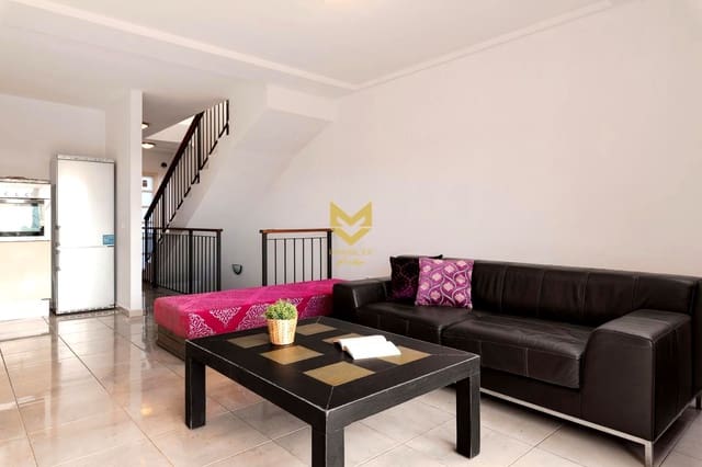 3 sypialnia Willa na sprzedaż w Playa del Duque, Adeje - 945 000 € (Ref: 9311991)