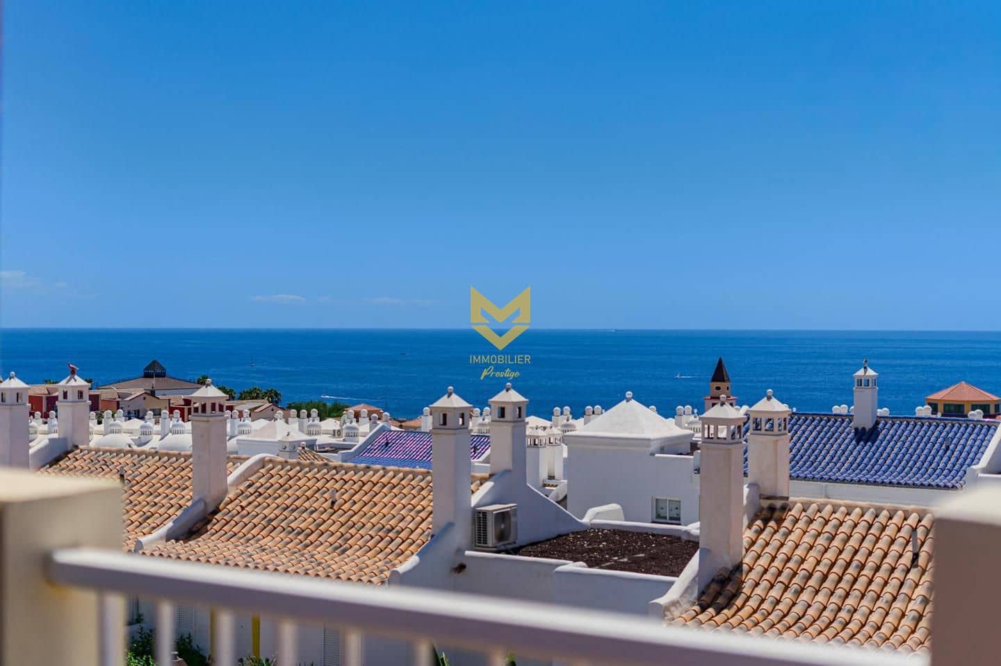 1 bedroom Flat for sale in Playa Paraiso - € 275,000 (Ref: 9319623)