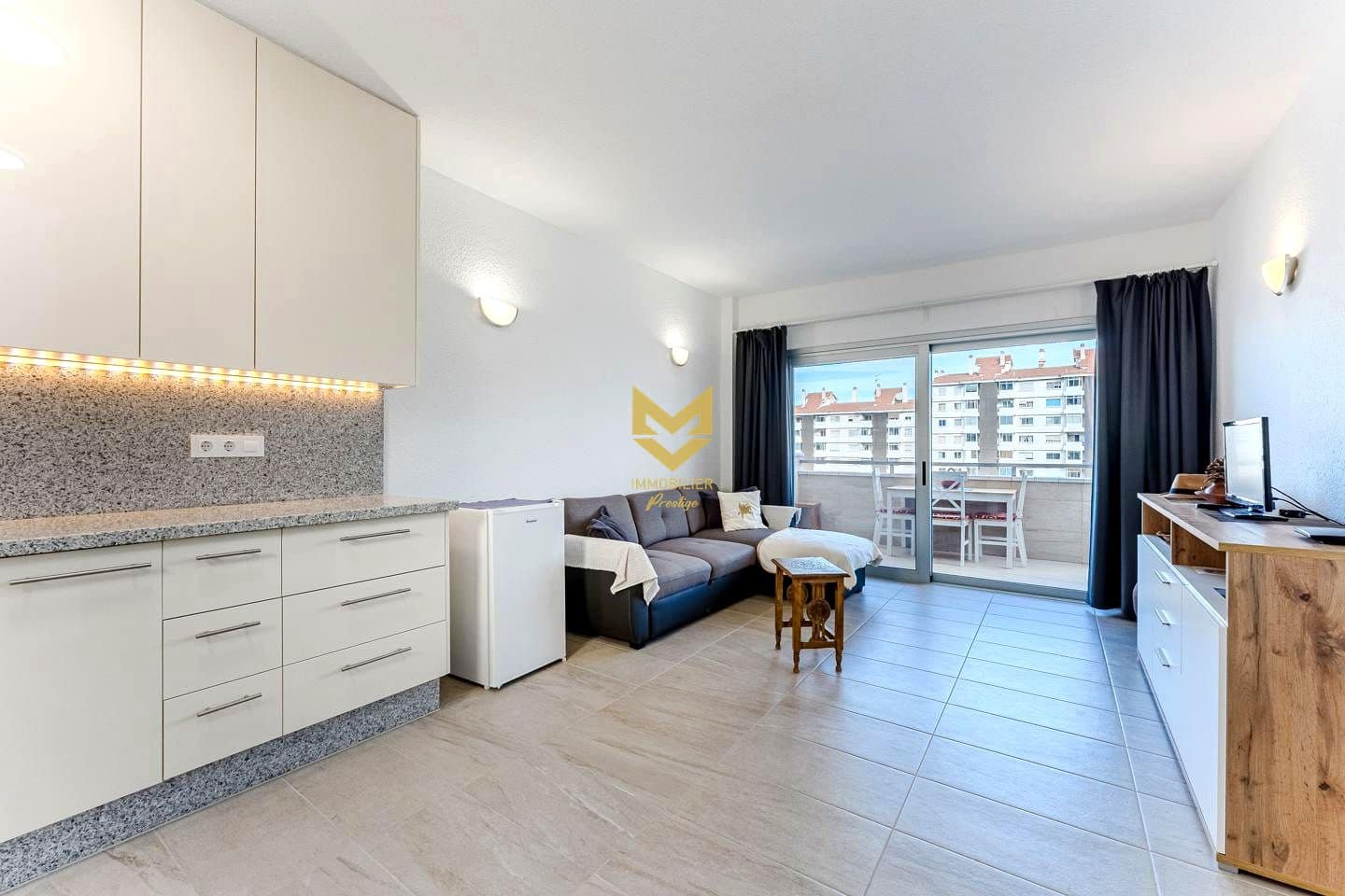 1 chambre Appartement à vendre à Los Cristianos avec piscine - 305 000 € (Ref: 9329709)