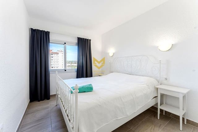 1 quarto Apartamento para venda em Los Cristianos, Arona com piscina - 305 000 € (Ref: 9329709)