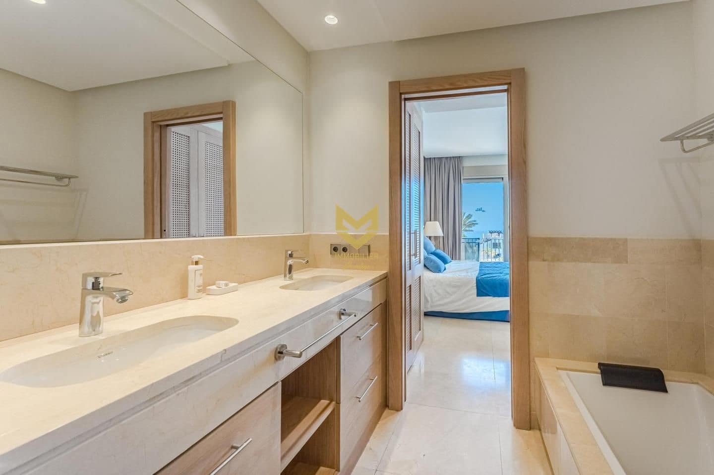 2 slaapkamer Flat te koop in Guia de Isora - € 840.000 (Ref: 9352194)