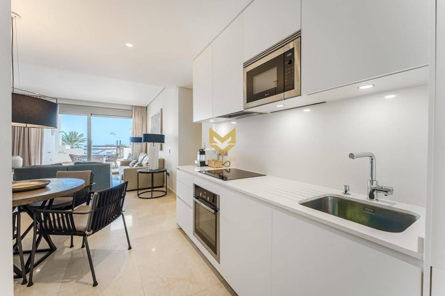 2 slaapkamer Flat te koop in Guia de Isora - € 840.000 (Ref: 9352194)