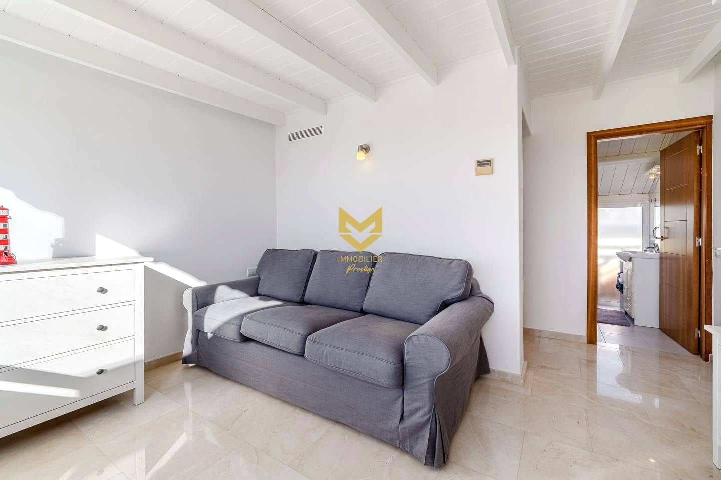 2 makuuhuone Huvila myytävänä paikassa Costa Adeje mukana uima-altaan 
autotalli - 595 000 € (Ref: 9445477)