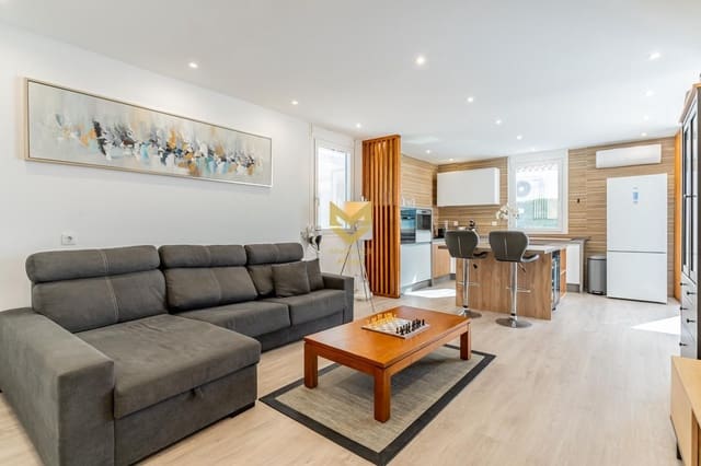 3 makuuhuone Bungalow myytävänä paikassa Amarilla Golf, San Miguel de Abona mukana uima-altaan - 499 000 € (Ref: 9471881)