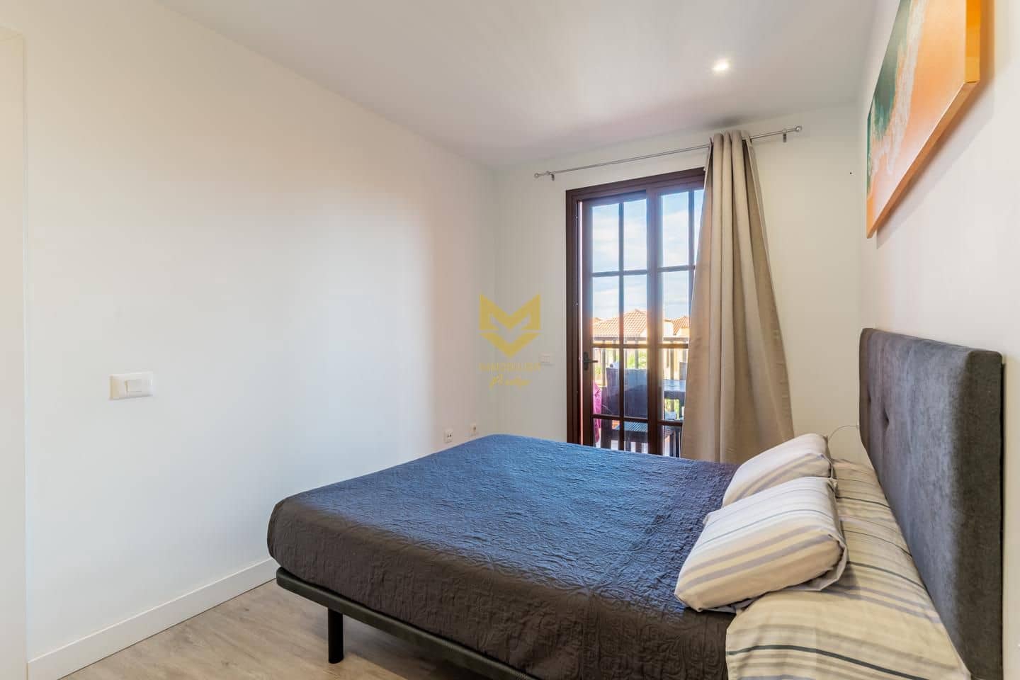 2 soverom Leilighet til salgs i Arona med garasje - € 269 000 (Ref: 9473575)