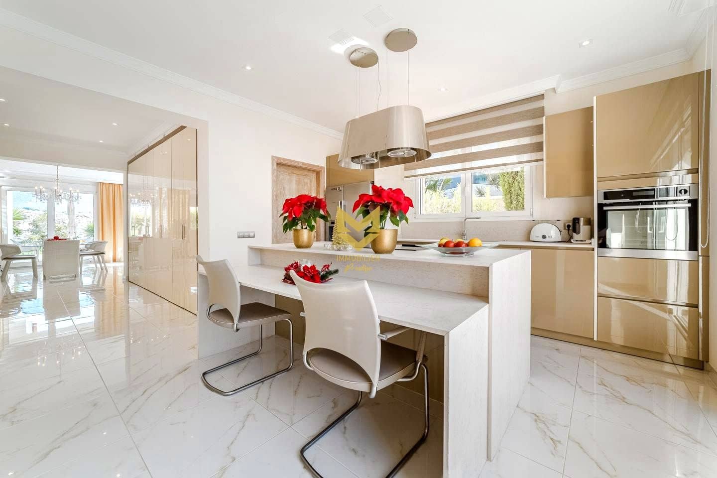 4 Zimmer Villa zu verkaufen in Adeje mit Pool Garage - 3.900.000 € (Ref: 9475885)