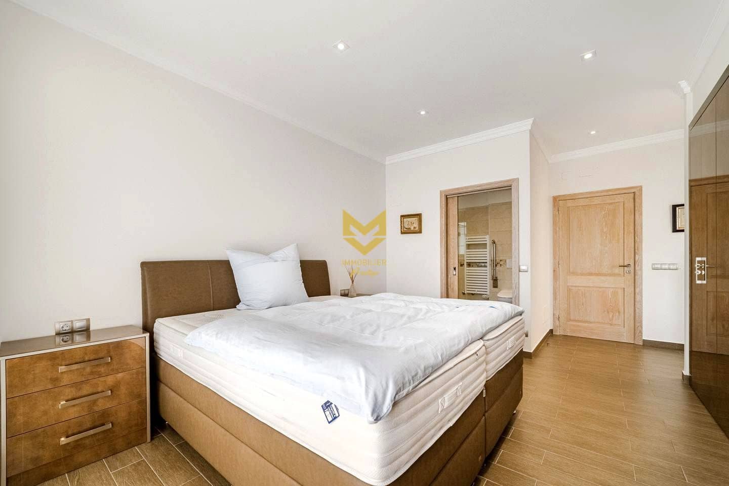 4 Zimmer Villa zu verkaufen in Adeje mit Pool Garage - 3.900.000 € (Ref: 9475885)