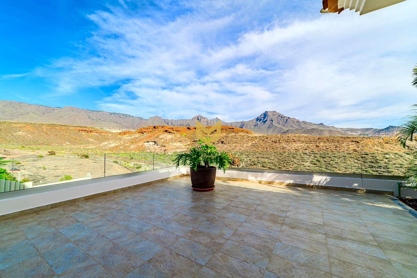 4 Zimmer Villa zu verkaufen in Adeje mit Pool Garage - 3.900.000 € (Ref: 9475885)