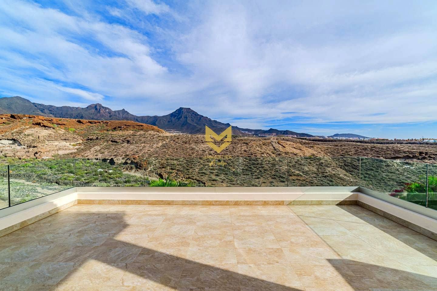 4 Zimmer Villa zu verkaufen in Adeje mit Pool Garage - 3.900.000 € (Ref: 9475885)