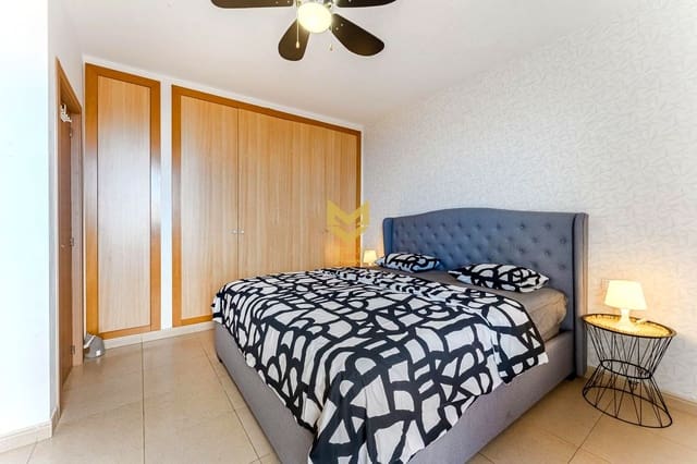 3 quarto Moradia para venda em Roque del Conde, Adeje com piscina garagem - 625 000 € (Ref: 9475929)