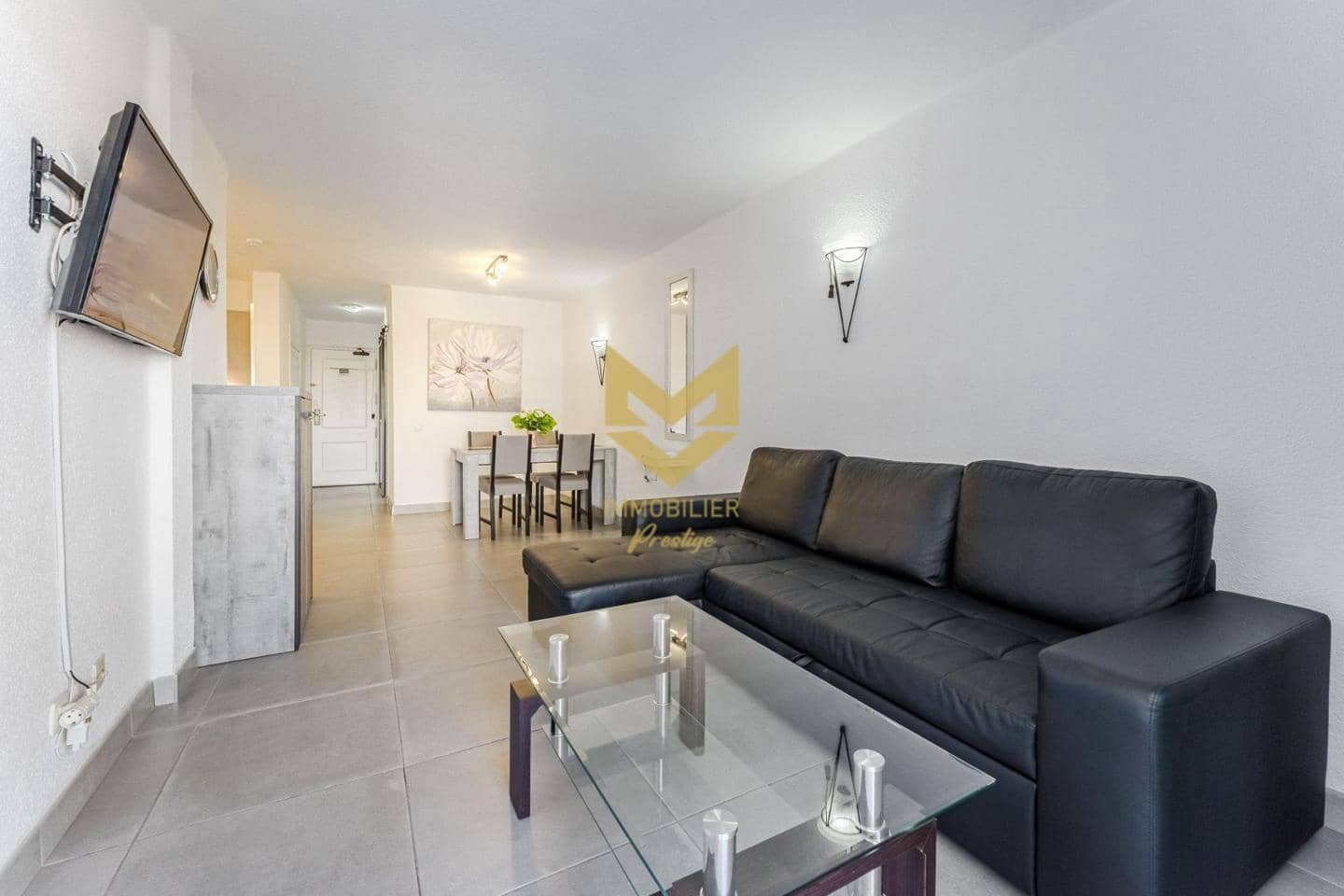 1 makuuhuone Asunto myytävänä paikassa Costa Adeje mukana uima-altaan 
autotalli - 325 000 € (Ref: 9485044)