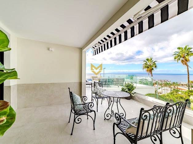 4 bedroom Villa for sale in Costa Adeje with pool garage - € 2,600,000 (Ref: 9487955)