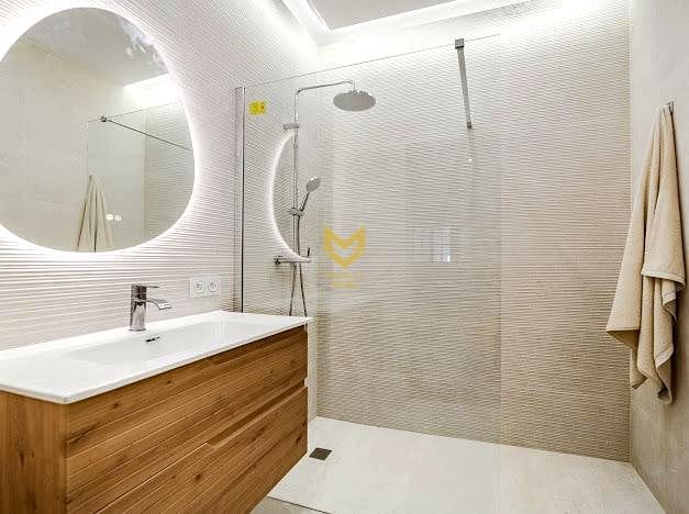 4 bedroom Villa for sale in Costa Adeje with pool garage - € 2,600,000 (Ref: 9487955)