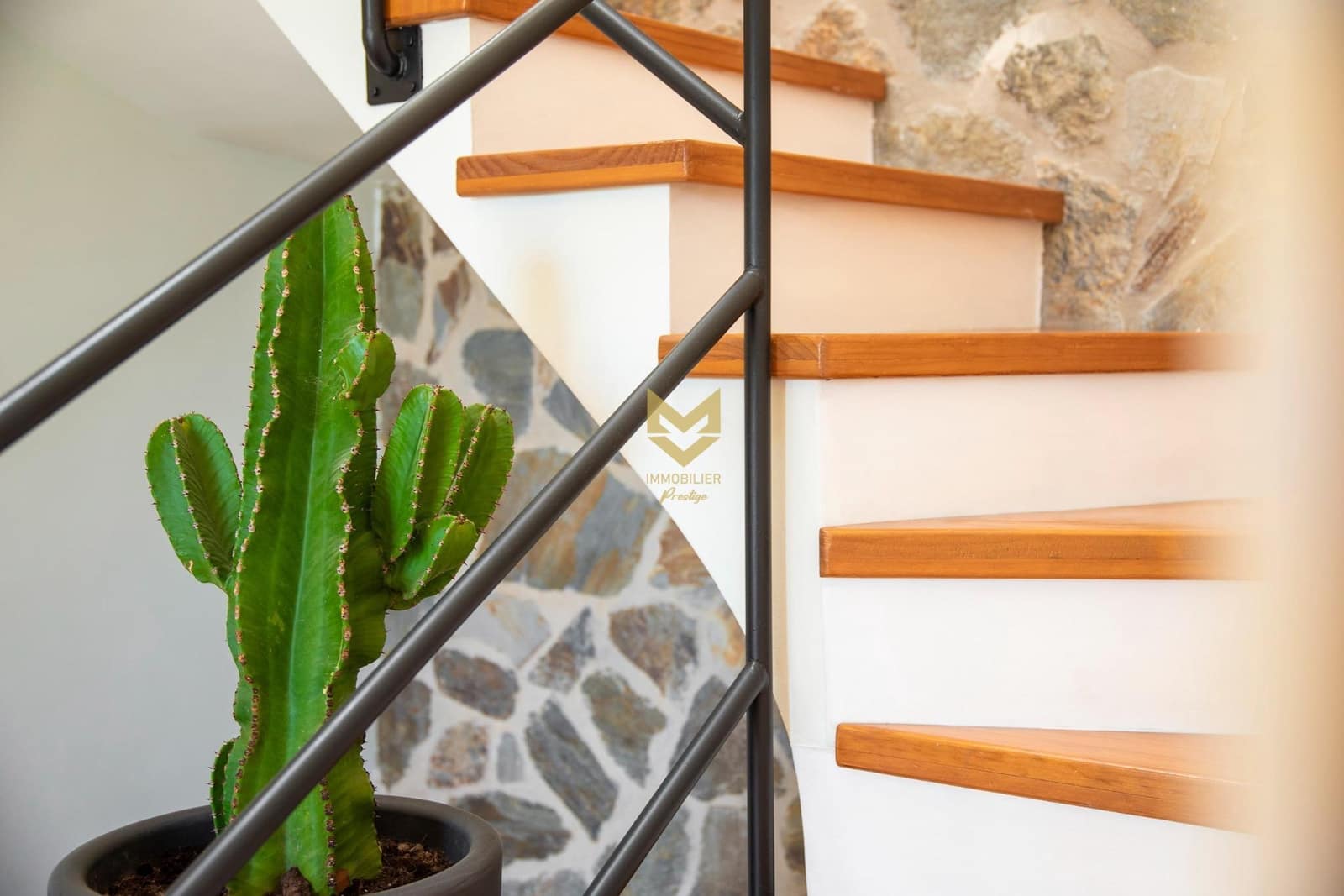 5 makuuhuone Huvila myytävänä paikassa Guia de Isora mukana uima-altaan 
autotalli - 1 175 000 € (Ref: 9632754)