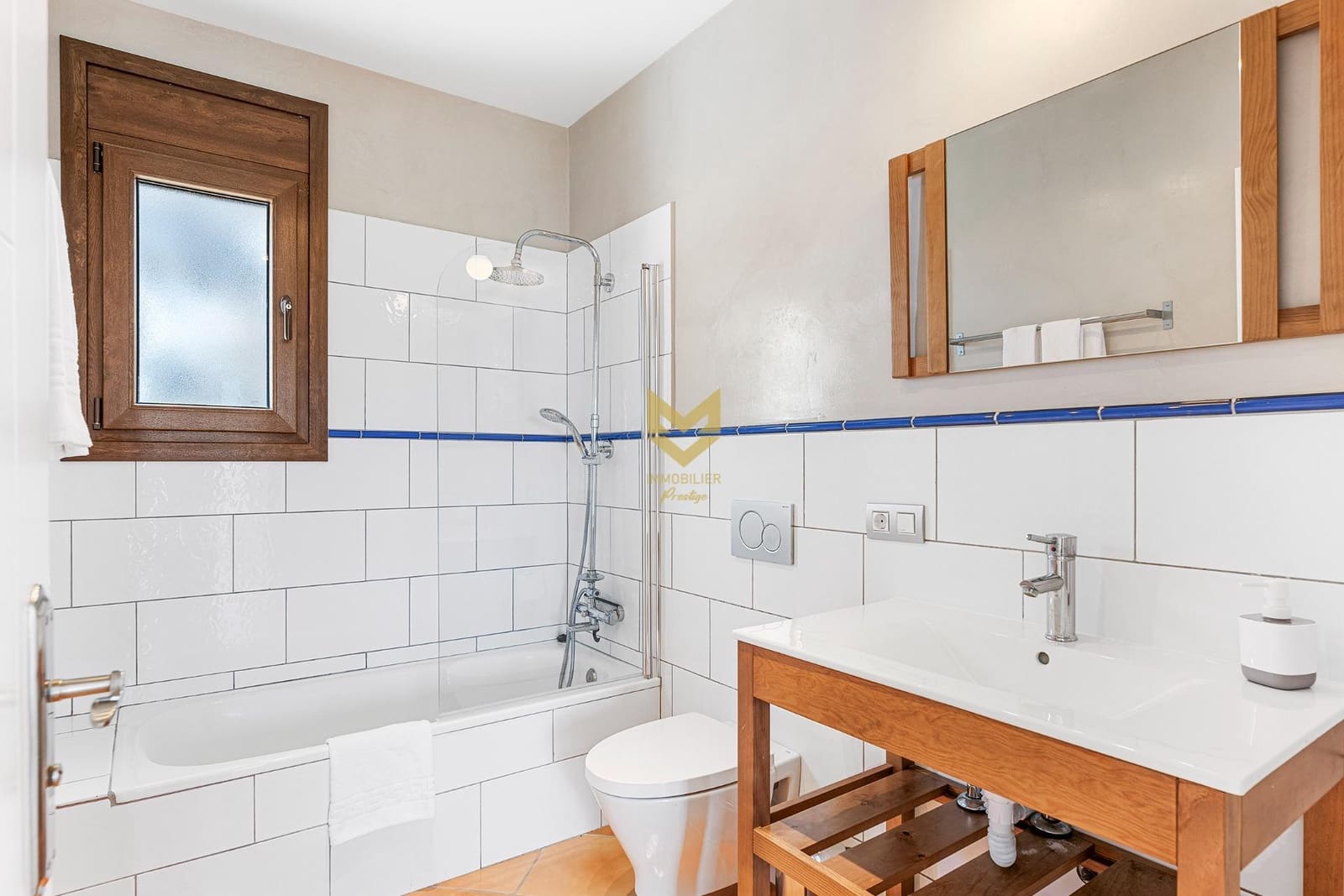 5 makuuhuone Huvila myytävänä paikassa Guia de Isora mukana uima-altaan 
autotalli - 1 175 000 € (Ref: 9632754)