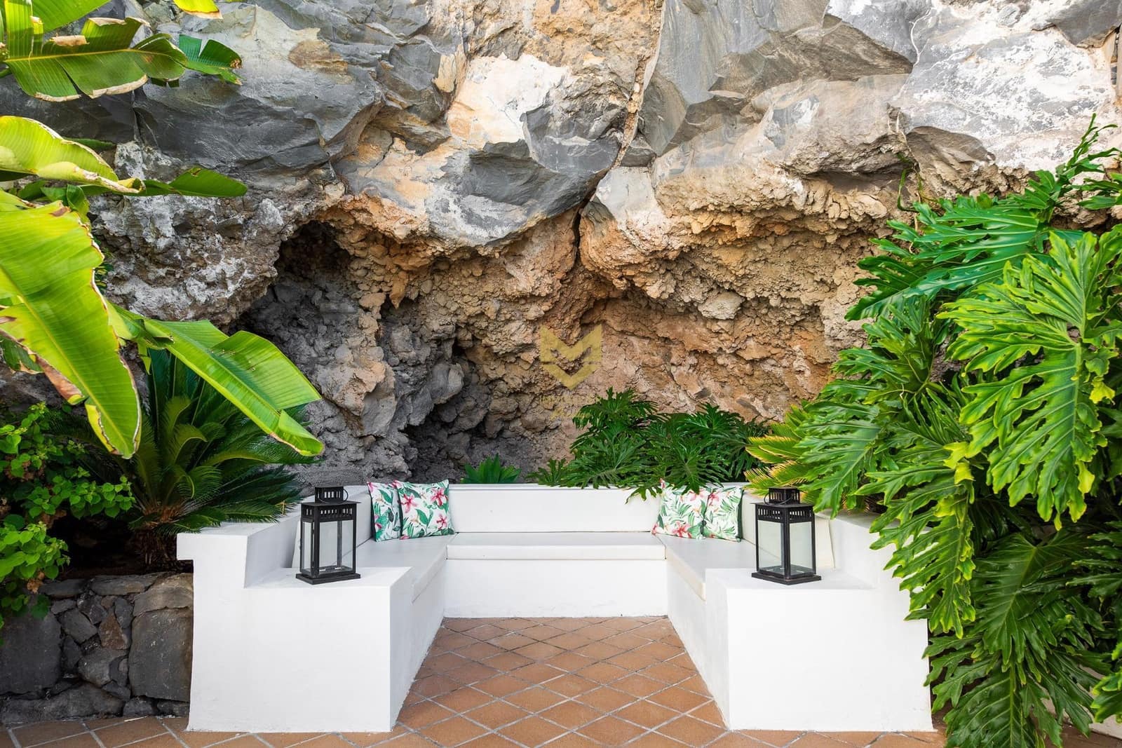 5 makuuhuone Huvila myytävänä paikassa Guia de Isora mukana uima-altaan 
autotalli - 1 175 000 € (Ref: 9632754)