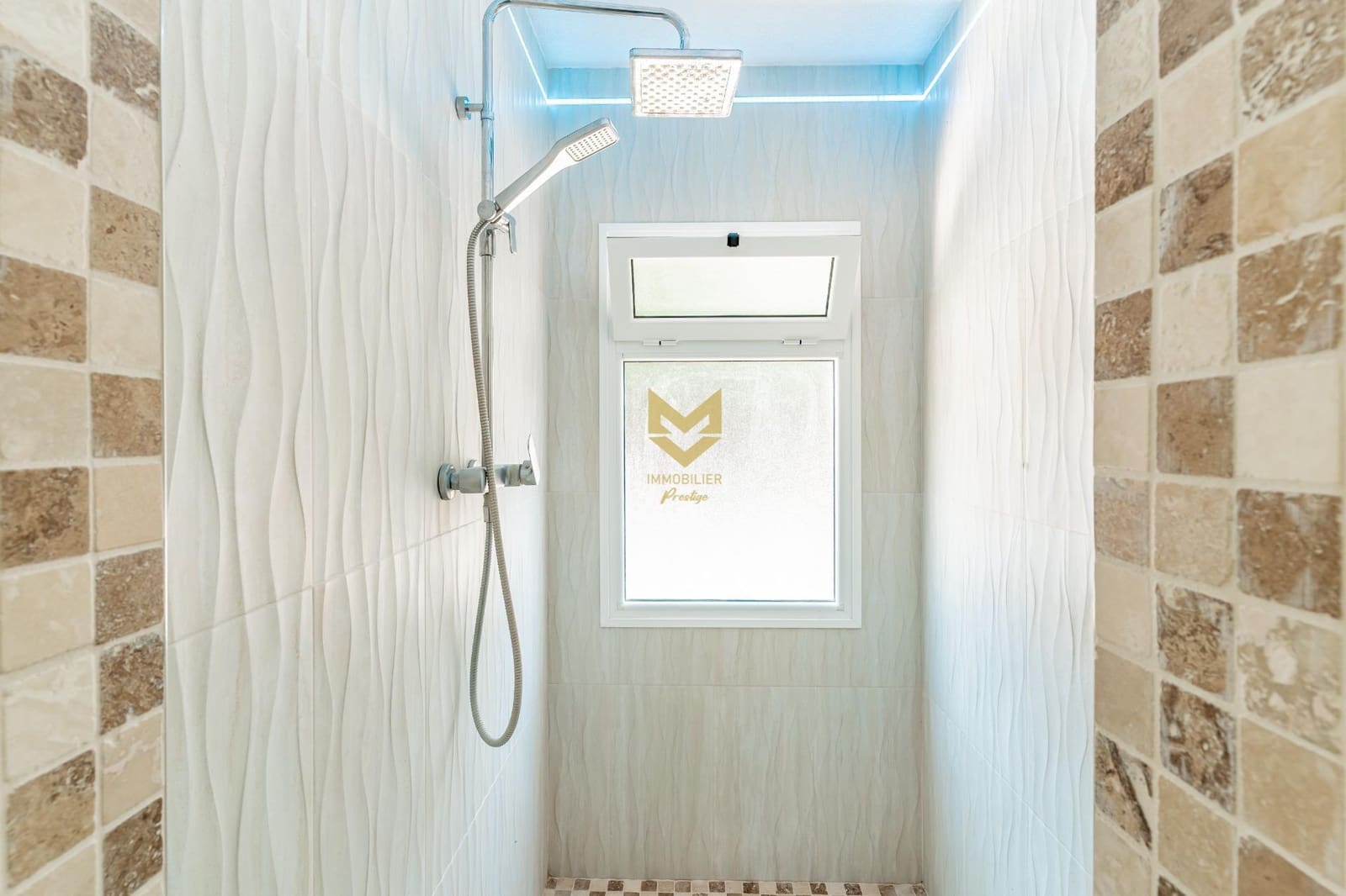 4 sovrum Radhus till salu i Costa Adeje med pool garage - 895 000 € (Ref: 9632755)