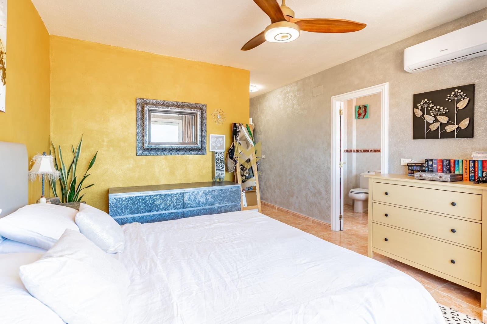 4 sovrum Radhus till salu i Costa Adeje med pool garage - 895 000 € (Ref: 9632755)