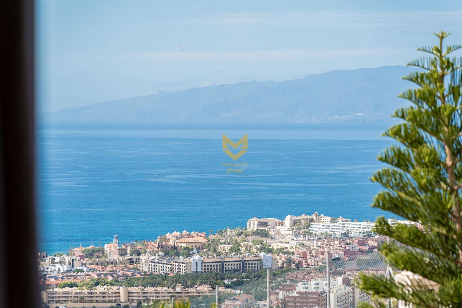 4 sovrum Radhus till salu i Costa Adeje med pool garage - 895 000 € (Ref: 9632755)