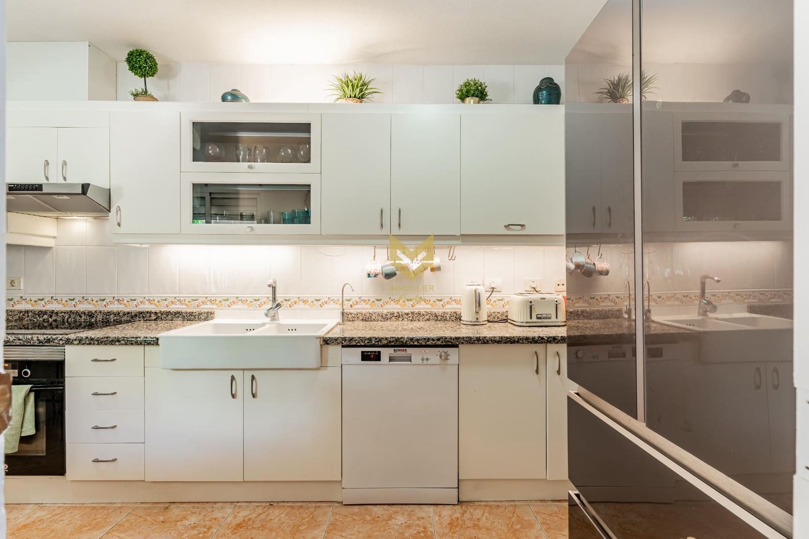 4 sovrum Radhus till salu i Costa Adeje med pool garage - 895 000 € (Ref: 9632755)