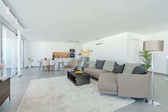 3 slaapkamer Villa te koop in Callao Salvaje, Adeje met zwembad - € 1.590.000 (Ref: 9645183)