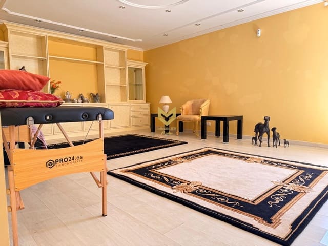 6 Zimmer Villa zu verkaufen in Roque del Conde, Adeje - 1.870.000 € (Ref: 9645184)