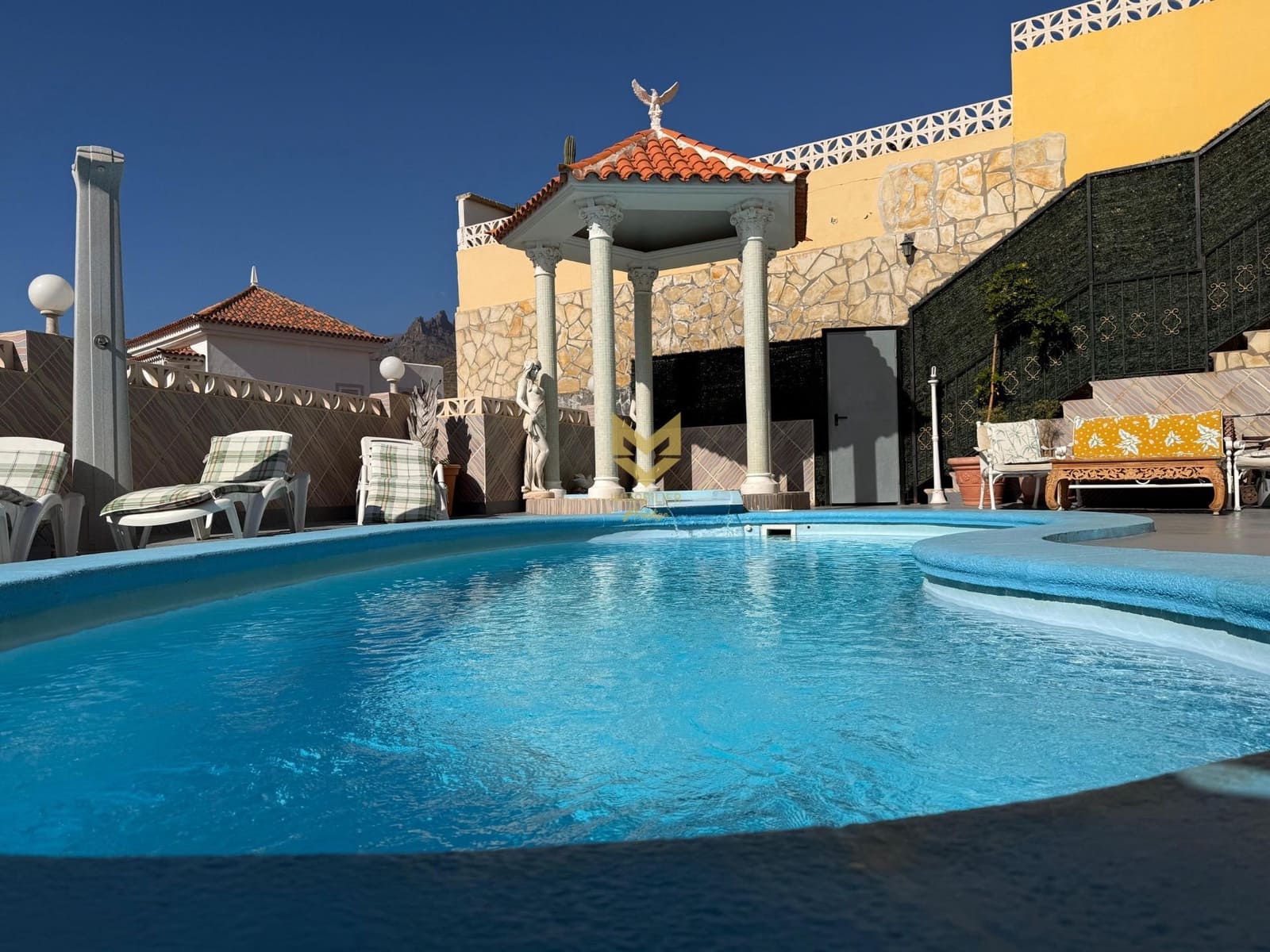 6 sovrum Villa till salu i Roque del Conde med pool garage - 1 870 000 € (Ref: 9645184)