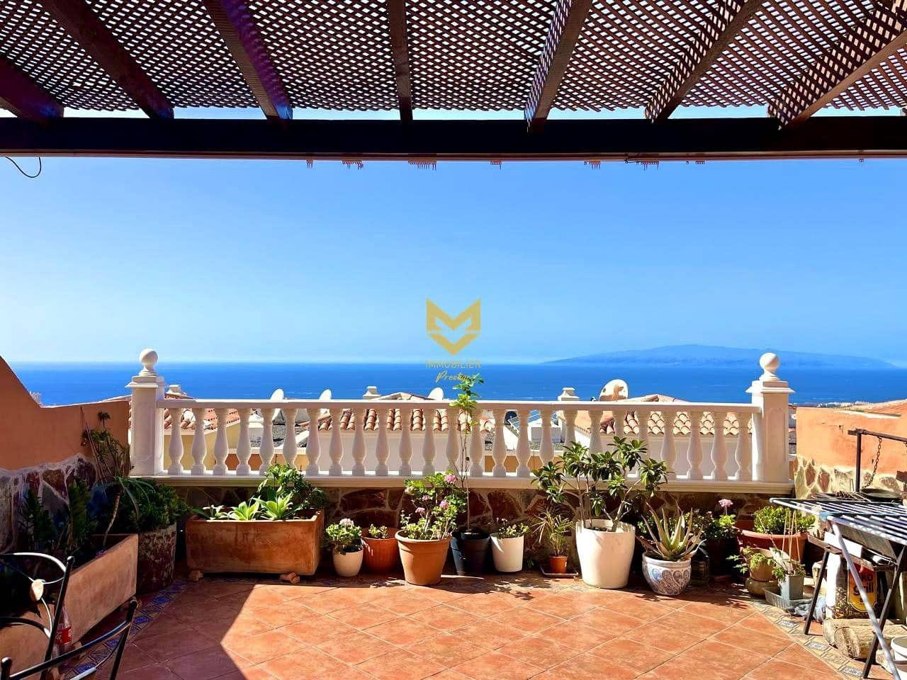 2 chambre Penthouse à vendre à Costa Adeje avec piscine garage - 464 000 € (Ref: 9645186)