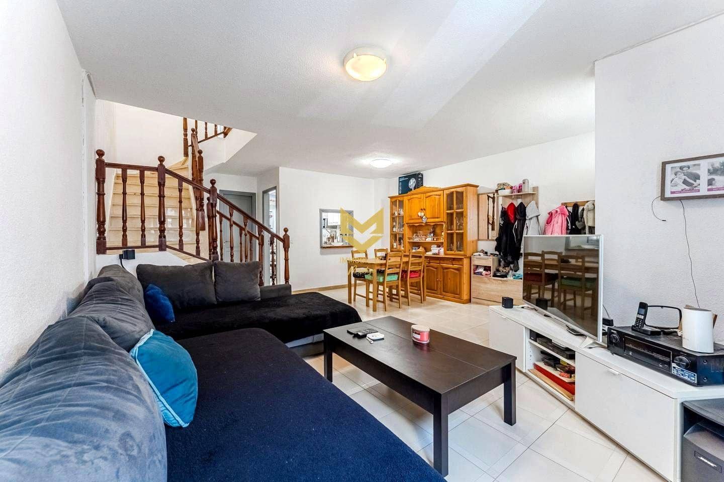 4 makuuhuone Rivitalo myytävänä paikassa Playa San Juan mukana uima-altaan 
autotalli - 416 000 € (Ref: 9645187)