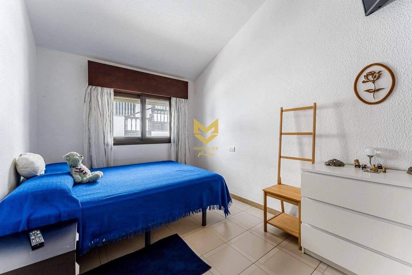 4 makuuhuone Rivitalo myytävänä paikassa Playa San Juan mukana uima-altaan 
autotalli - 416 000 € (Ref: 9645187)