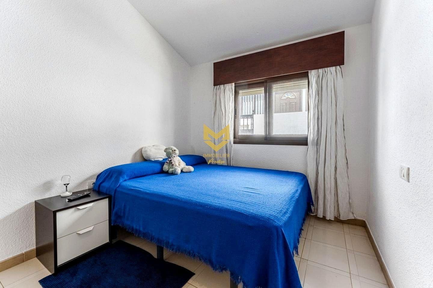 4 makuuhuone Rivitalo myytävänä paikassa Playa San Juan mukana uima-altaan 
autotalli - 416 000 € (Ref: 9645187)