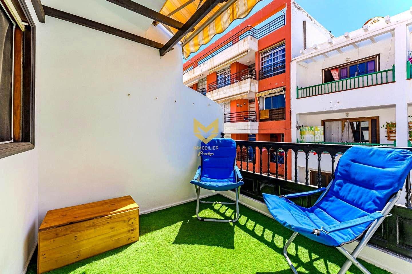 4 makuuhuone Rivitalo myytävänä paikassa Playa San Juan mukana uima-altaan 
autotalli - 416 000 € (Ref: 9645187)