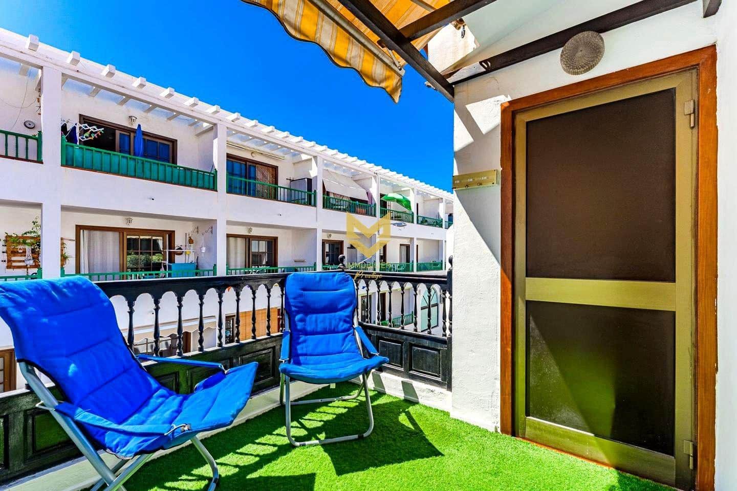 4 makuuhuone Rivitalo myytävänä paikassa Playa San Juan mukana uima-altaan 
autotalli - 416 000 € (Ref: 9645187)