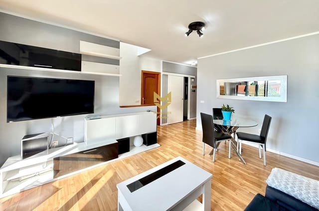 3 sypialnia Penthouse na sprzedaż w Casco Urbano, Adeje z basenem - 449 000 € (Ref: 9645188)