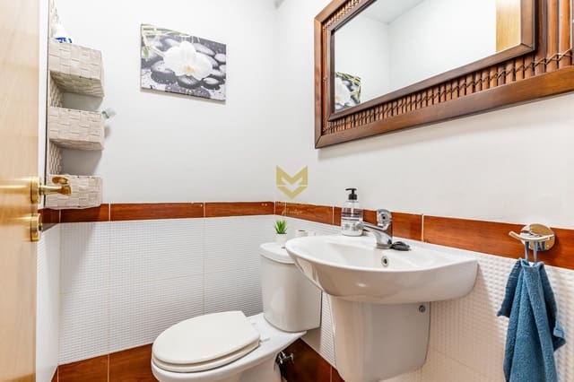 3 makuuhuone Rivitalo myytävänä paikassa Llano del Camello, San Miguel de Abona - 349 000 € (Ref: 9645189)