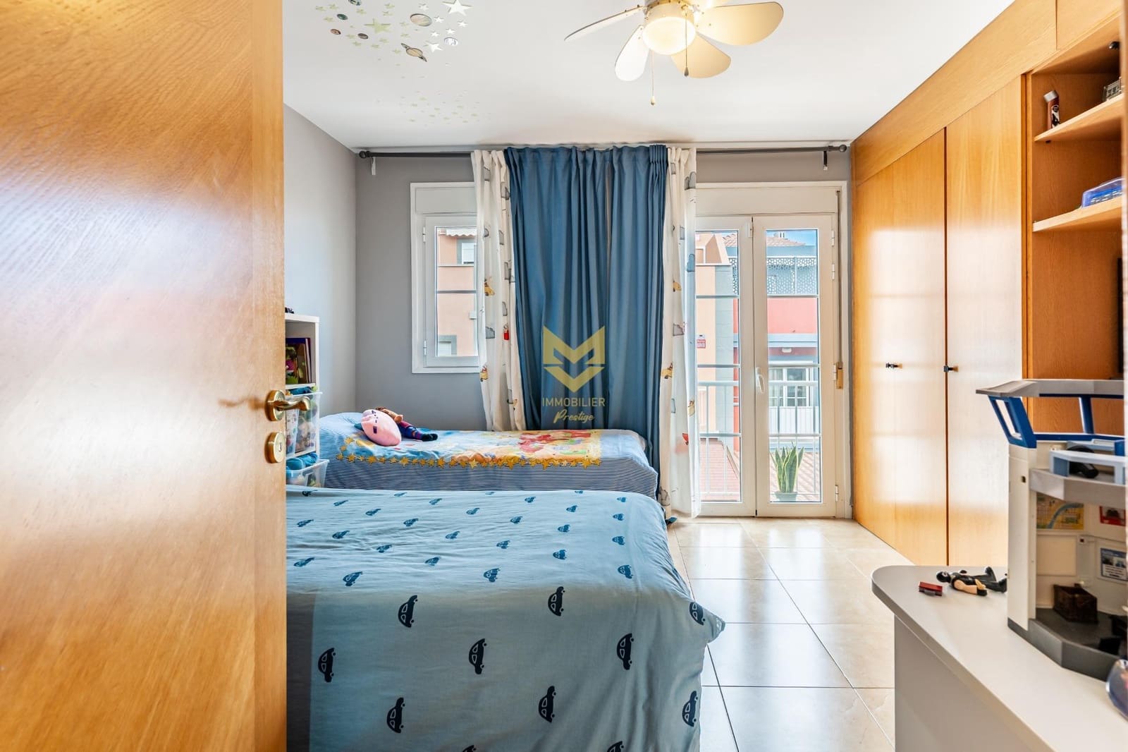 3 makuuhuone Rivitalo myytävänä paikassa Llano del Camello mukana uima-altaan 
autotalli - 349 000 € (Ref: 9645189)