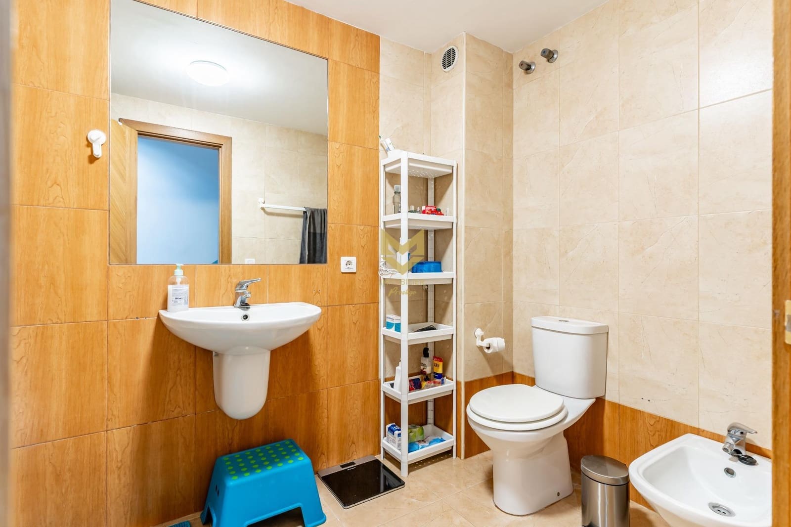 3 makuuhuone Rivitalo myytävänä paikassa Llano del Camello mukana uima-altaan 
autotalli - 349 000 € (Ref: 9645189)