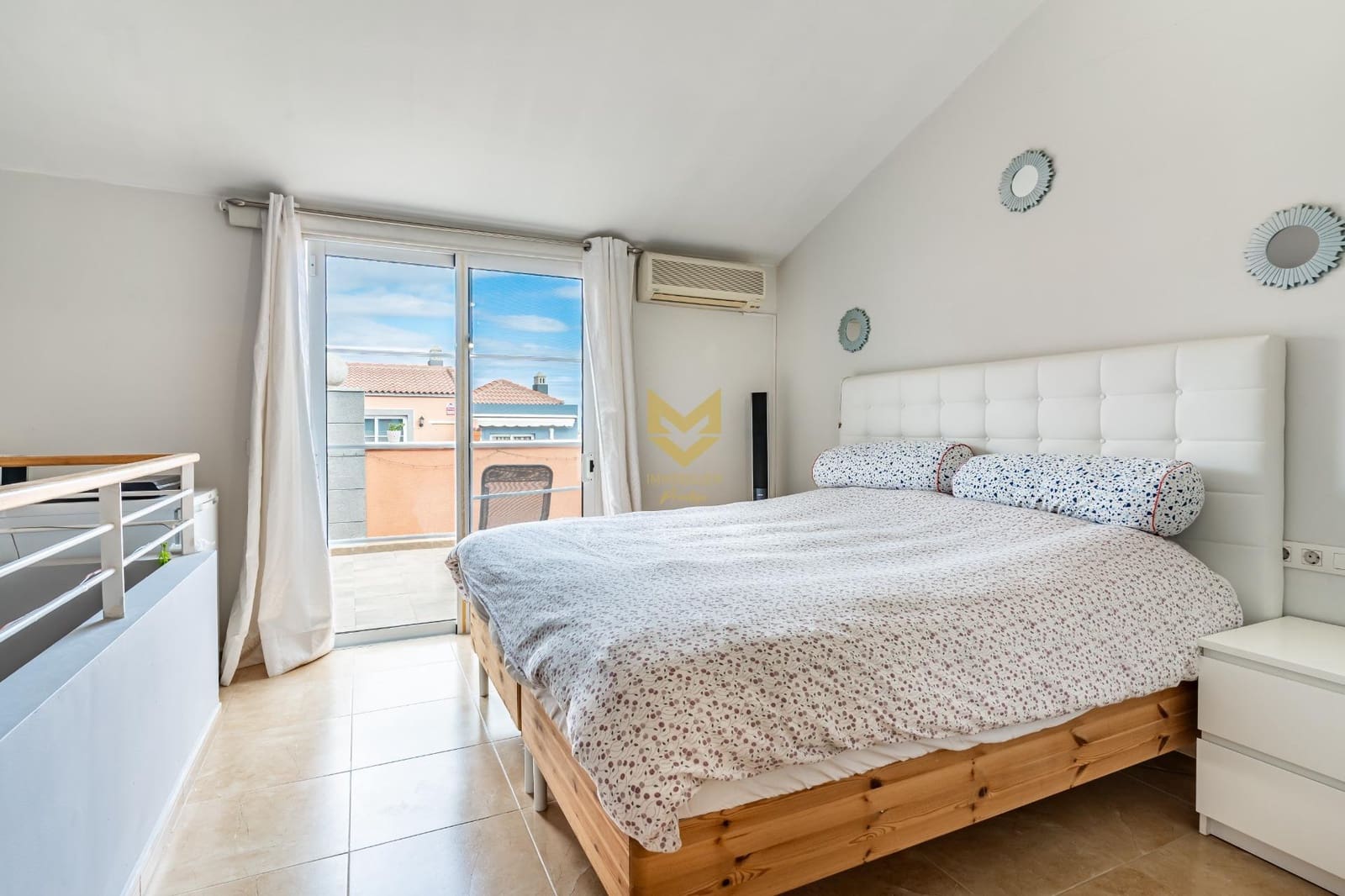 3 makuuhuone Rivitalo myytävänä paikassa Llano del Camello mukana uima-altaan 
autotalli - 349 000 € (Ref: 9645189)