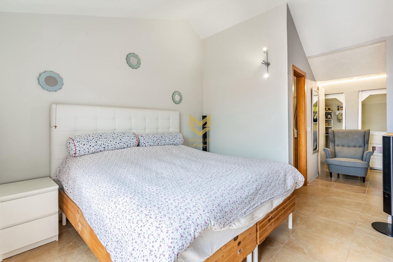 3 makuuhuone Rivitalo myytävänä paikassa Llano del Camello mukana uima-altaan 
autotalli - 349 000 € (Ref: 9645189)