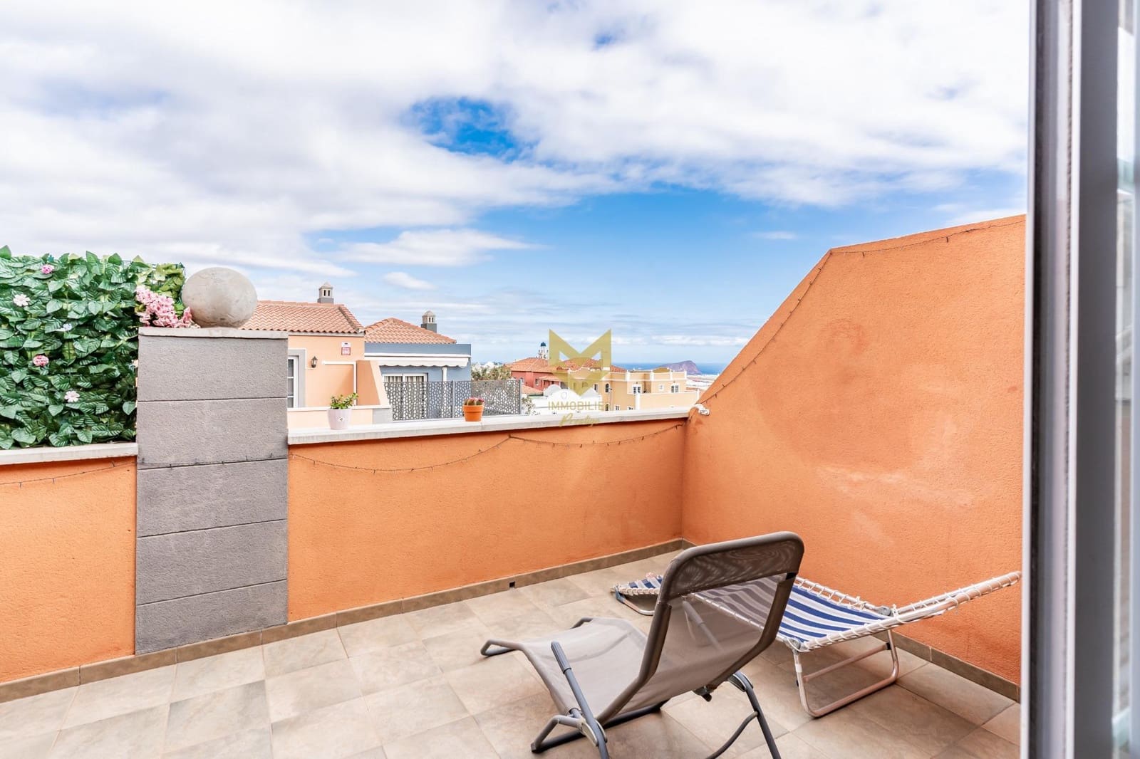 3 makuuhuone Rivitalo myytävänä paikassa Llano del Camello mukana uima-altaan 
autotalli - 349 000 € (Ref: 9645189)