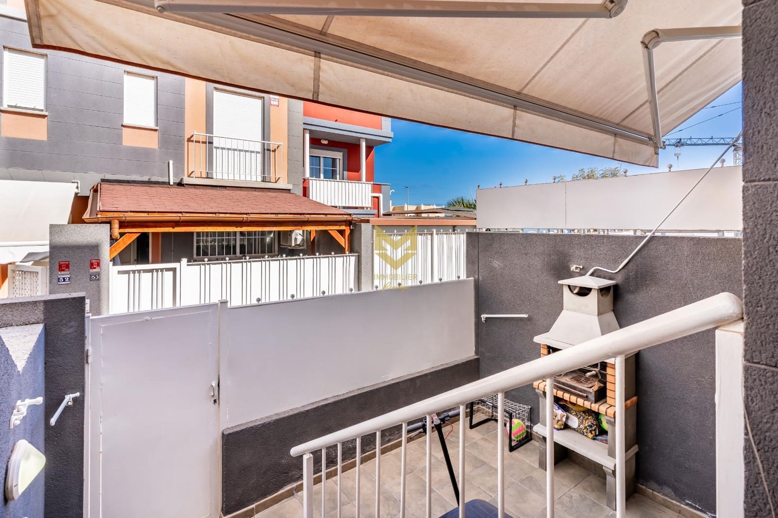 3 makuuhuone Rivitalo myytävänä paikassa Llano del Camello mukana uima-altaan 
autotalli - 349 000 € (Ref: 9645189)