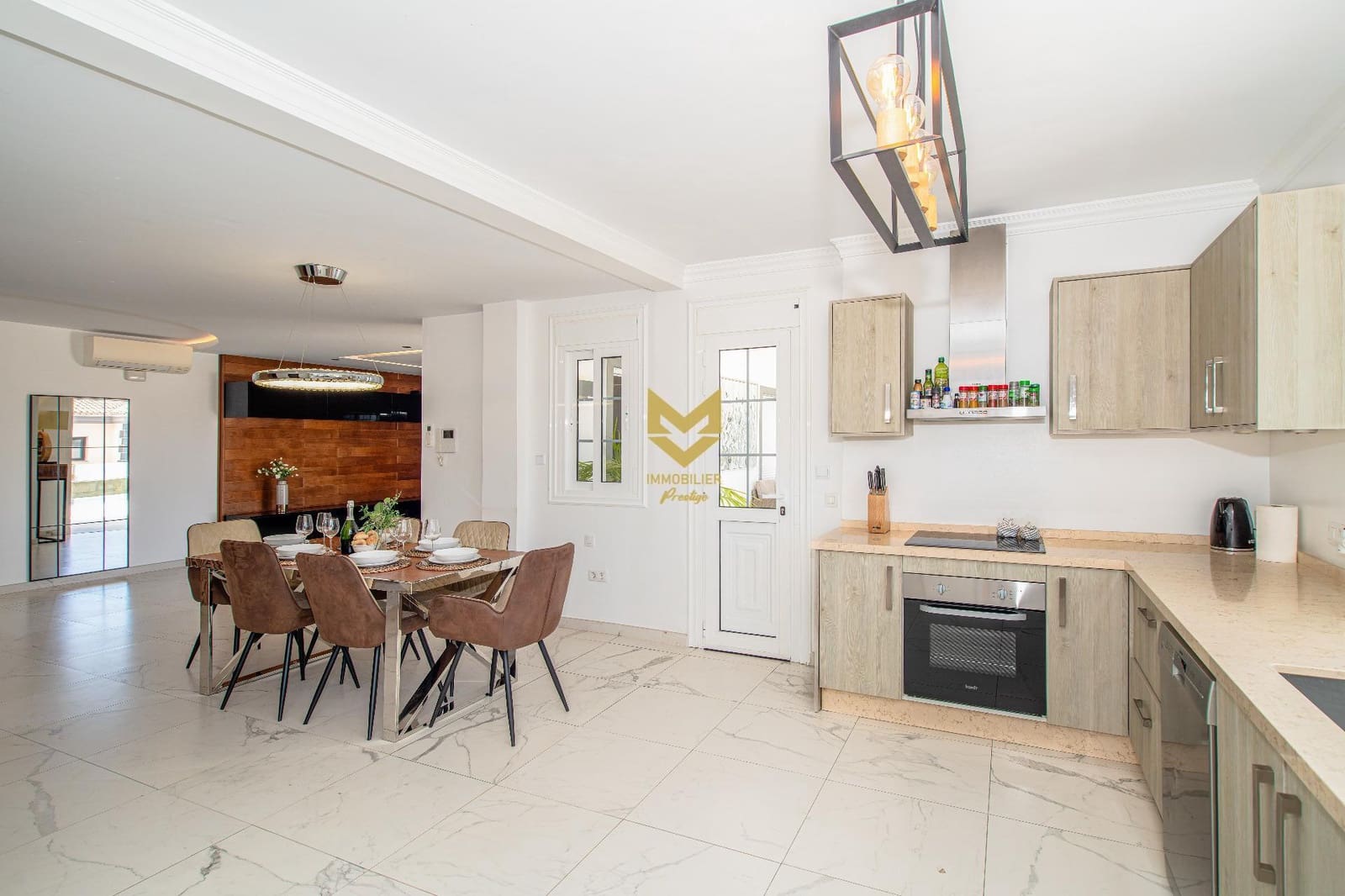 4 camera da letto Villa in vendita in Costa Adeje con piscina garage - 1.590.000 € (Rif: 9645190)