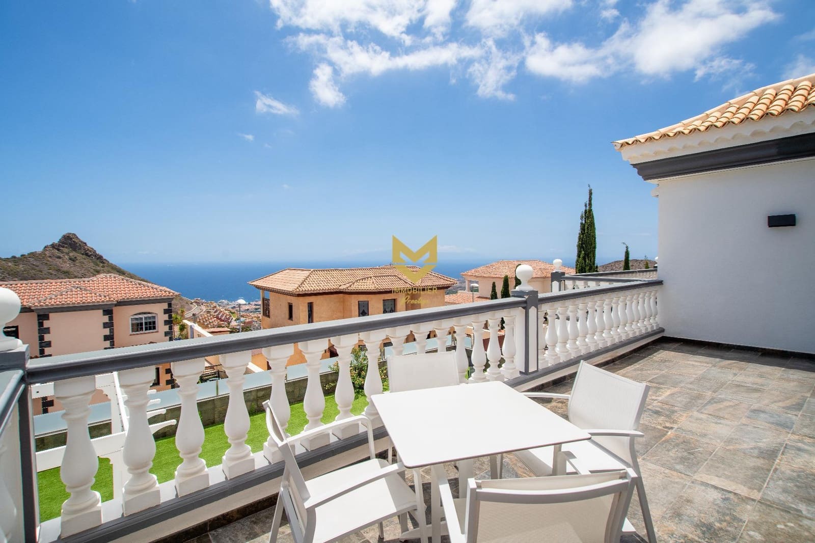 4 camera da letto Villa in vendita in Costa Adeje con piscina garage - 1.590.000 € (Rif: 9645190)