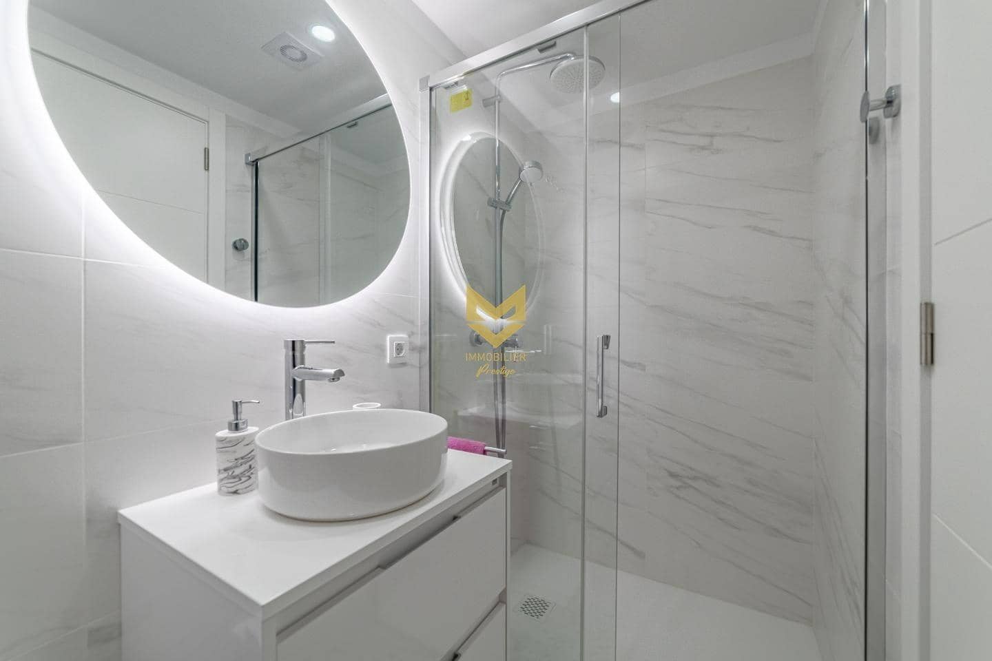 Chalet de 4 habitaciones en La Caleta Adeje en venta - 1.680.000 € (Ref: 9645191)