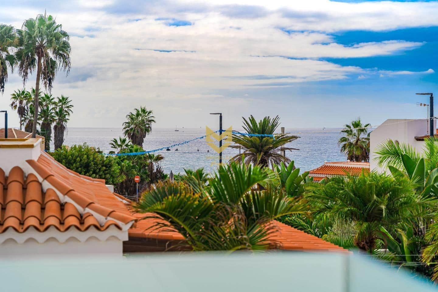 Chalet de 4 habitaciones en La Caleta Adeje en venta - 1.680.000 € (Ref: 9645191)