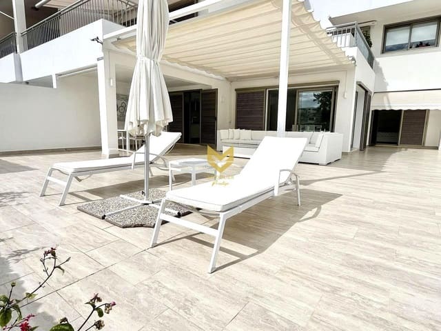 2 chambre Appartement à vendre à La Caleta Adeje, Adeje - 980 000 € (Ref: 9645192)