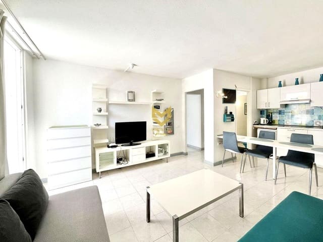 2 makuuhuone Huoneisto myytävänä paikassa Playa de las Américas, Adeje mukana 
autotalli - 420 000 € (Ref: 9645194)