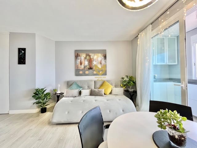 1 soveværelse Lejlighed til salg i Los Cristianos, Arona - € 385.000 (Ref: 9645196)